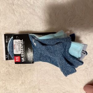Under Armour Essential Blue and Light Gray Socks